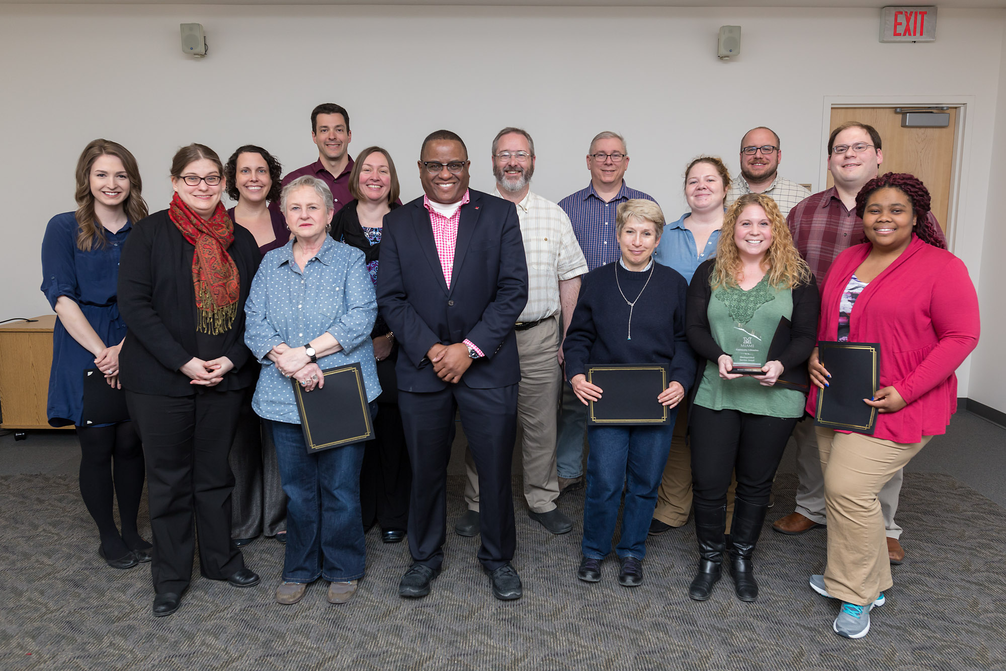 The 2018 nominees for the Libraries Distinguished Service Award gather for a group photograph with Dean and University Librarian Jerome Conley